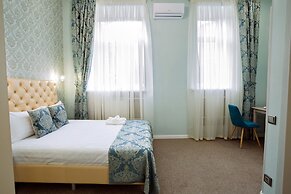 The Aristocrat Boutique Hotel