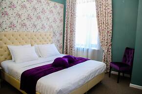 The Aristocrat Boutique Hotel