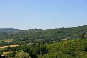 Stunning private villa for 8 guests with private pool, WIFI, TV, terra