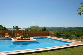Stunning private villa for 8 guests with private pool, WIFI, TV, terra