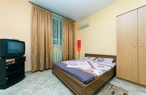Guest House on Bessarabska Square