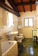 Beautiful Private Villa for 10 People with Private Pool, WIFI, TV, Pet