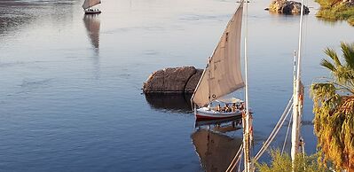 Taharka Nubian House