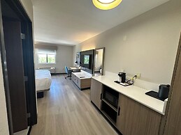 Midtown Suites-Greenville