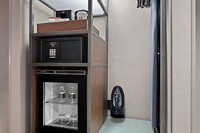 AC Hotel by Marriott New York Downtown