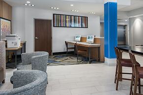 Holiday Inn Express & Suites Bryan - College Station by IHG