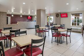Red Roof Inn PLUS+ Fort Worth - Burleson