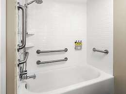 Staybridge Suites Seattle Downtown - Lake Union by IHG