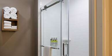 Staybridge Suites Houston East - Baytown by IHG