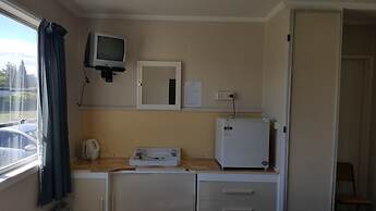 High Country Motel and Backpackers