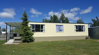 High Country Motel and Backpackers