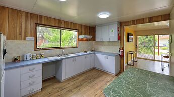 Yarrawonga Riverlands Tourist Park