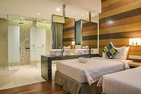 D'Majestic Place by Widebed