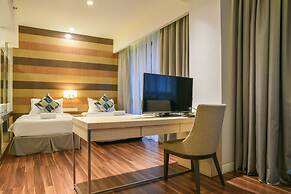 D'Majestic Place by Widebed