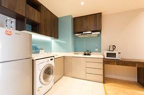 D'Majestic Place by Widebed