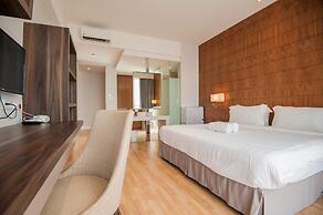 D'Majestic Place by Widebed