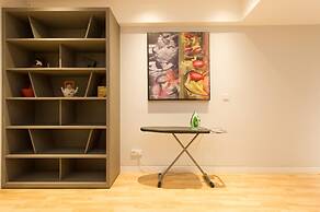 D'Majestic Place by Widebed