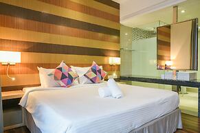 D'Majestic Place by Widebed