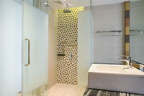 D'Majestic Place by Widebed