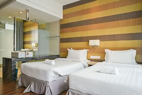 D'Majestic Place by Widebed