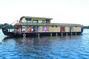 Cosy Houseboats