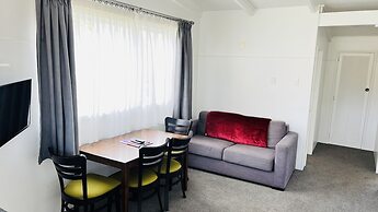 18th Avenue Thermal Motel