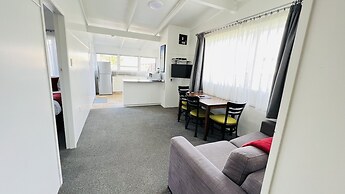 18th Avenue Thermal Motel