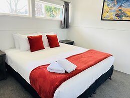 18th Avenue Thermal Motel