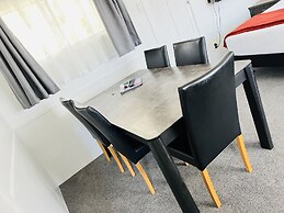 18th Avenue Thermal Motel