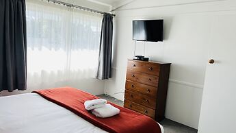 18th Avenue Thermal Motel