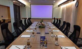 Civic Horizon Hotel & Residence