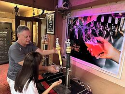 1st Street Park Apartelle