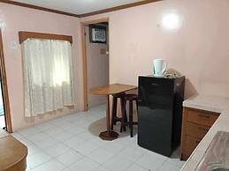 1st Street Park Apartelle