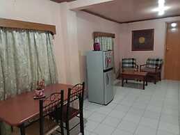 1st Street Park Apartelle