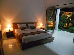 Gili Smile Bungalows