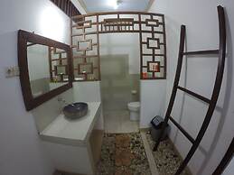 Gili Smile Bungalows