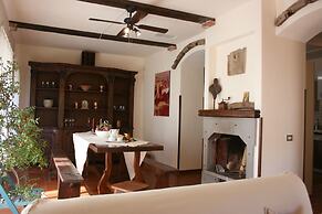 Wonderful Private Villa With Wifi, Private Pool, TV, Terrace, Pets All