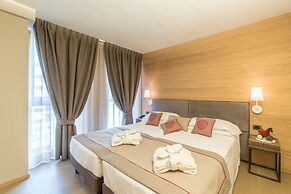 Hotel Excelsior Planet