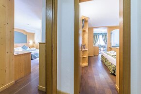 Hotel Excelsior Planet