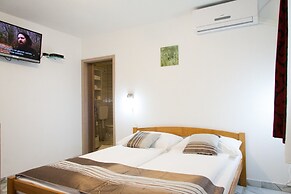 Rooms Garden Zagreb Airport