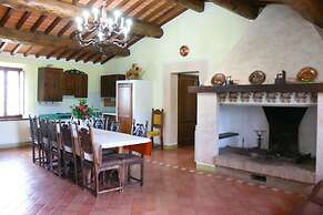Stunning private villa with private pool, WIFI, TV, pets allowed and p