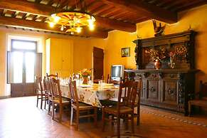 Stunning private villa with private pool, WIFI, TV, pets allowed and p