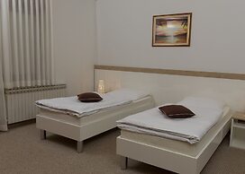 Rooms Pleška Zagreb Airport