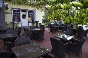 Guesthouse Ivac Inn Zagreb Airport