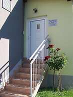 Guesthouse Ivac Inn Zagreb Airport