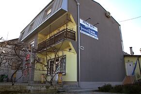 Guesthouse Ivac Inn Zagreb Airport