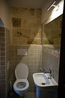 The Admiral House Courtyard