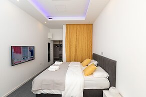 Tesla Boutique Apartments & Rooms