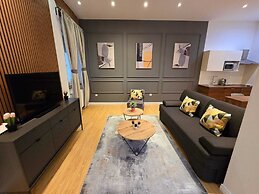 Tesla Boutique Apartments & Rooms