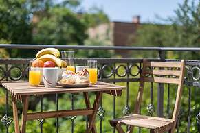 Tesla Boutique Apartments & Rooms